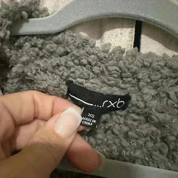 RXB Gray Textured Button-Down Cardigan, Size XS, Cozy Sherpa Style, Oversized - Picture 3 of 5